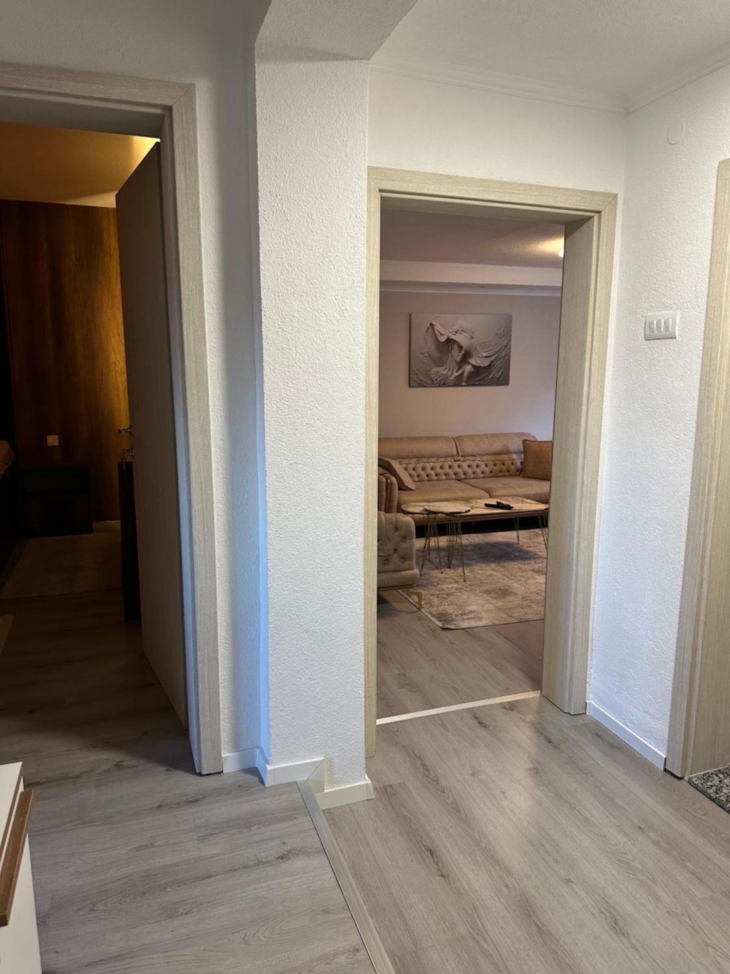 Skyline Apartment 2 Peć Zewnętrze zdjęcie