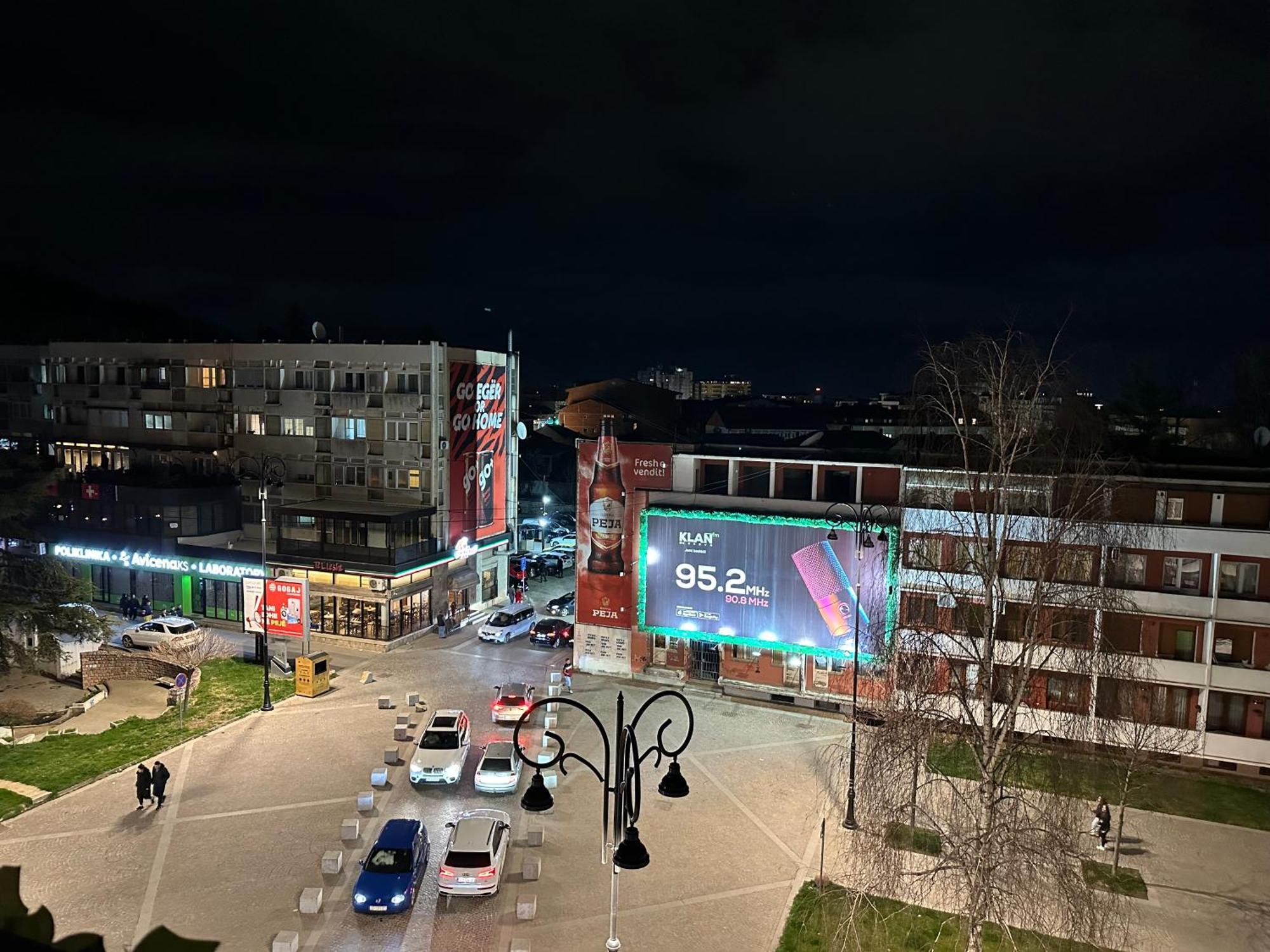 Skyline Apartment 2 Peć Zewnętrze zdjęcie