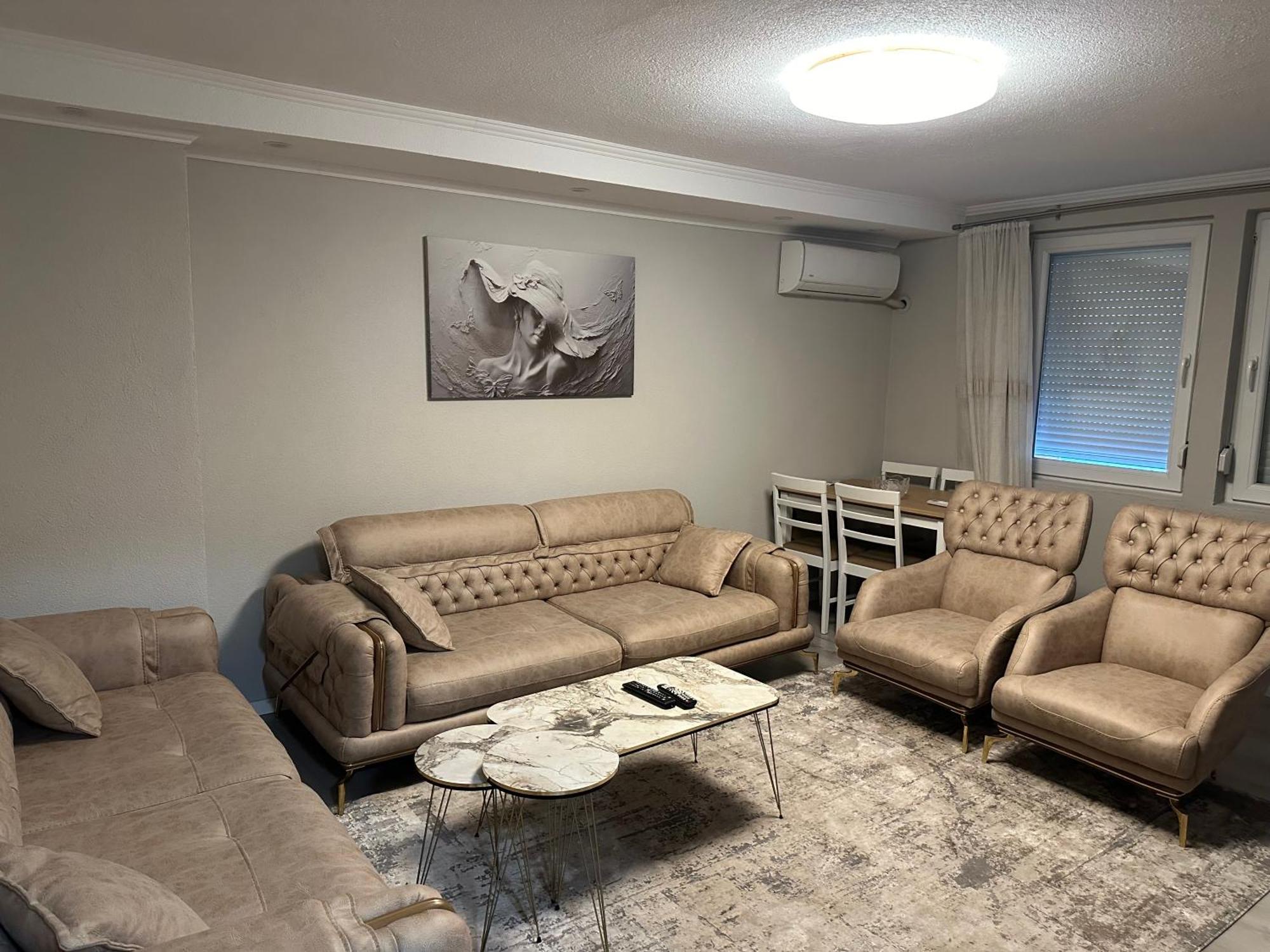 Skyline Apartment 2 Peć Zewnętrze zdjęcie