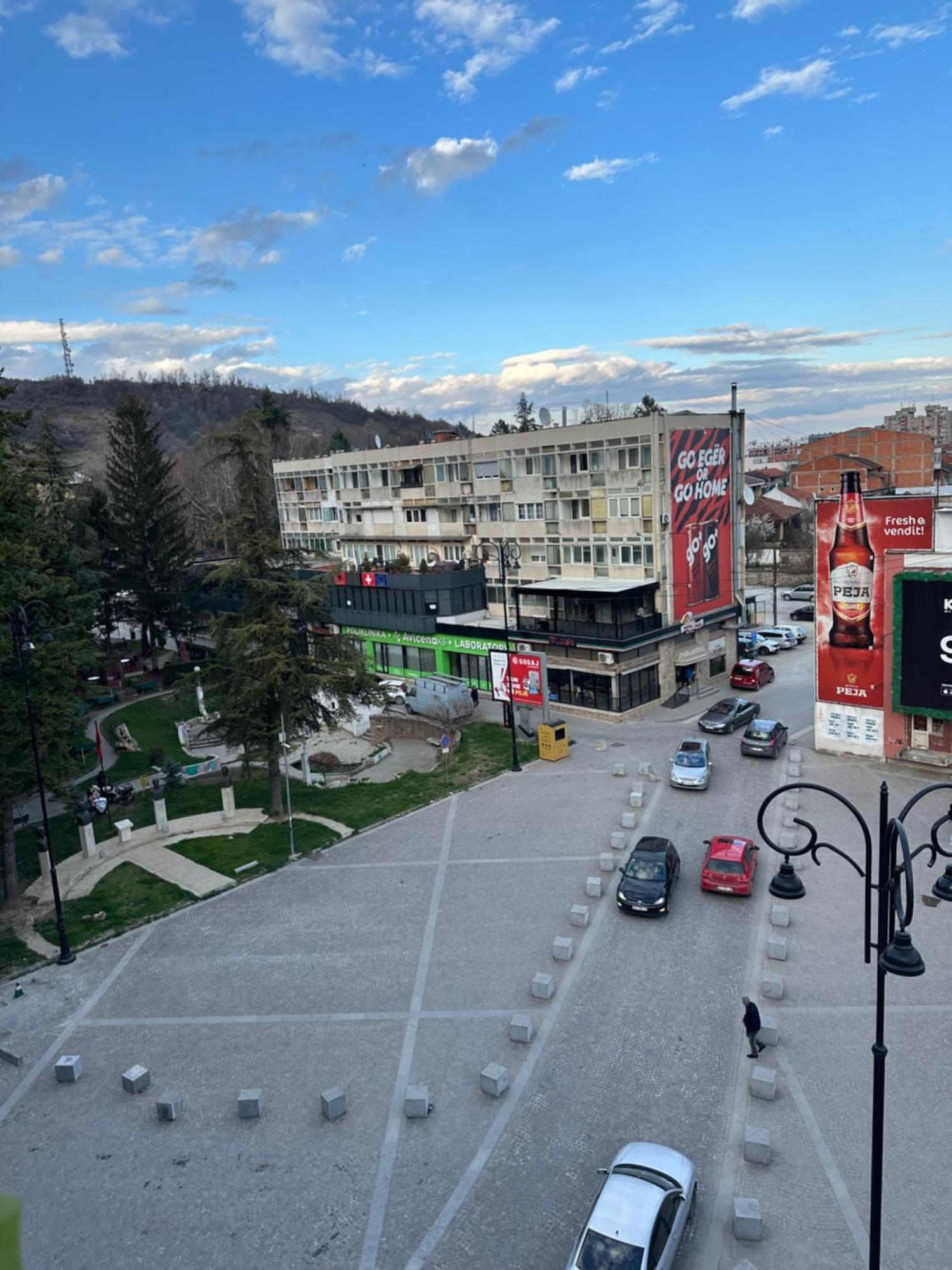 Skyline Apartment 2 Peć Zewnętrze zdjęcie