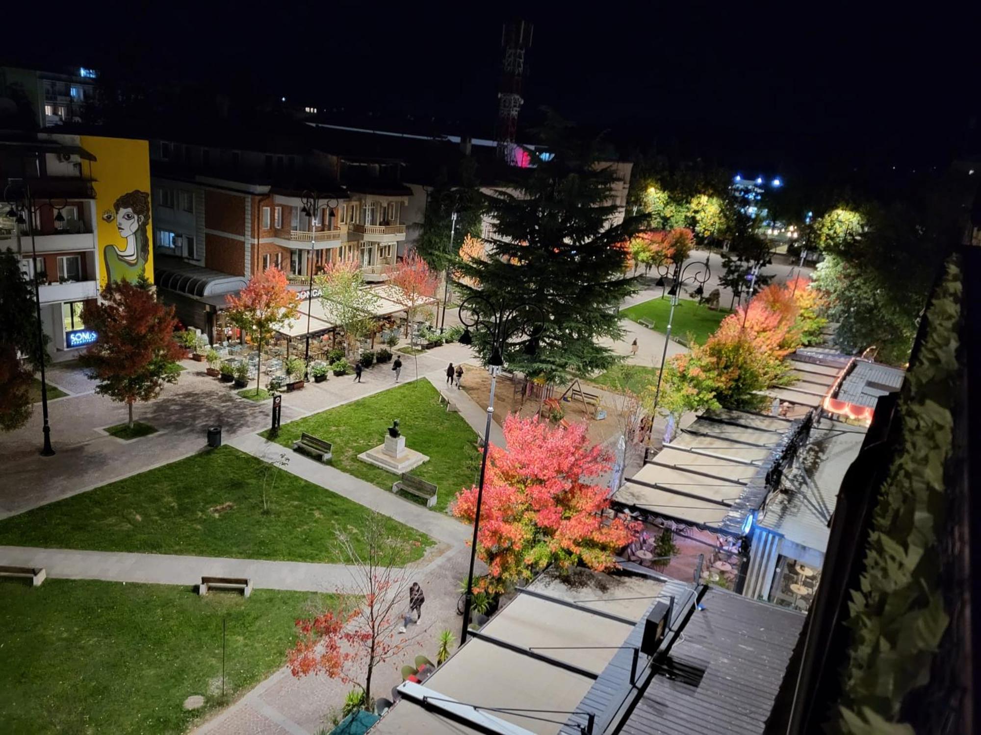 Skyline Apartment 2 Peć Zewnętrze zdjęcie